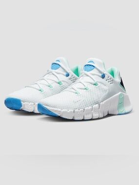 Nike Free Metcon 4 Athletic Sneakers with Mint and Blue Accents